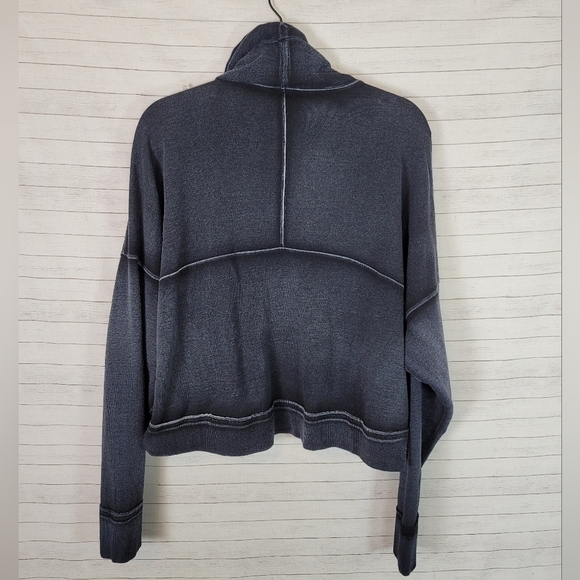 FREE PEOPLE MOVEMENT LARA CROP PULLOVER IN GRAY/BLACK, SZ LARGE - Picture 9 of 13